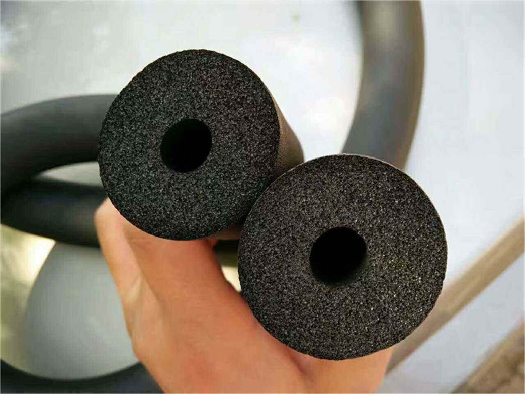 布林橡塑發(fā)泡管廠家