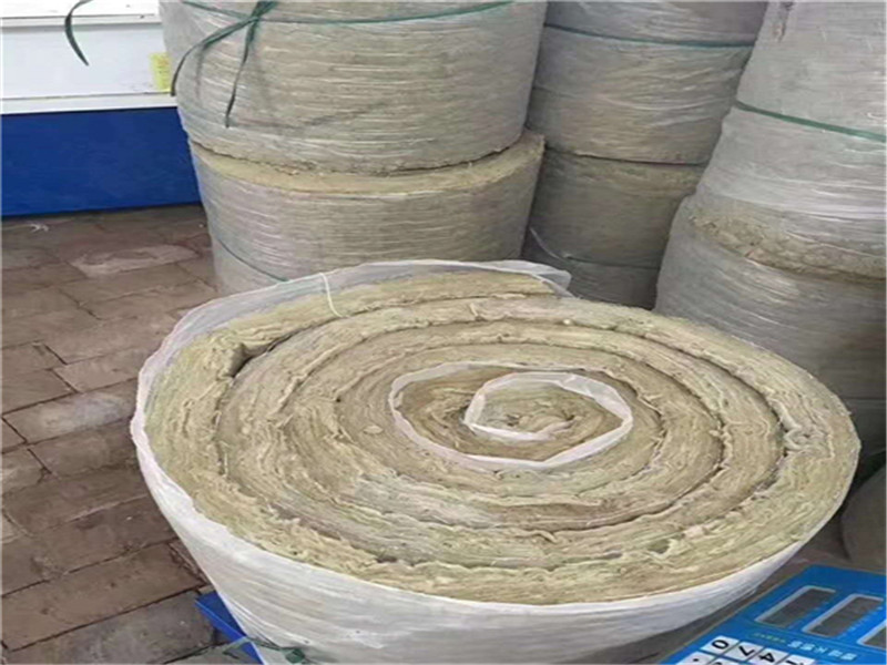 尋甸玻璃巖棉保溫氈